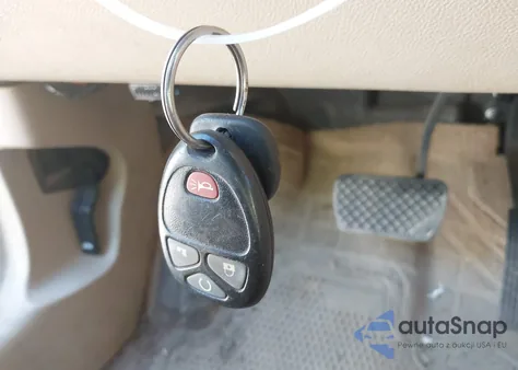 2008 Chevrolet Hhr Lt из США, поврежденный, VIN 3GNDA33P38S536137